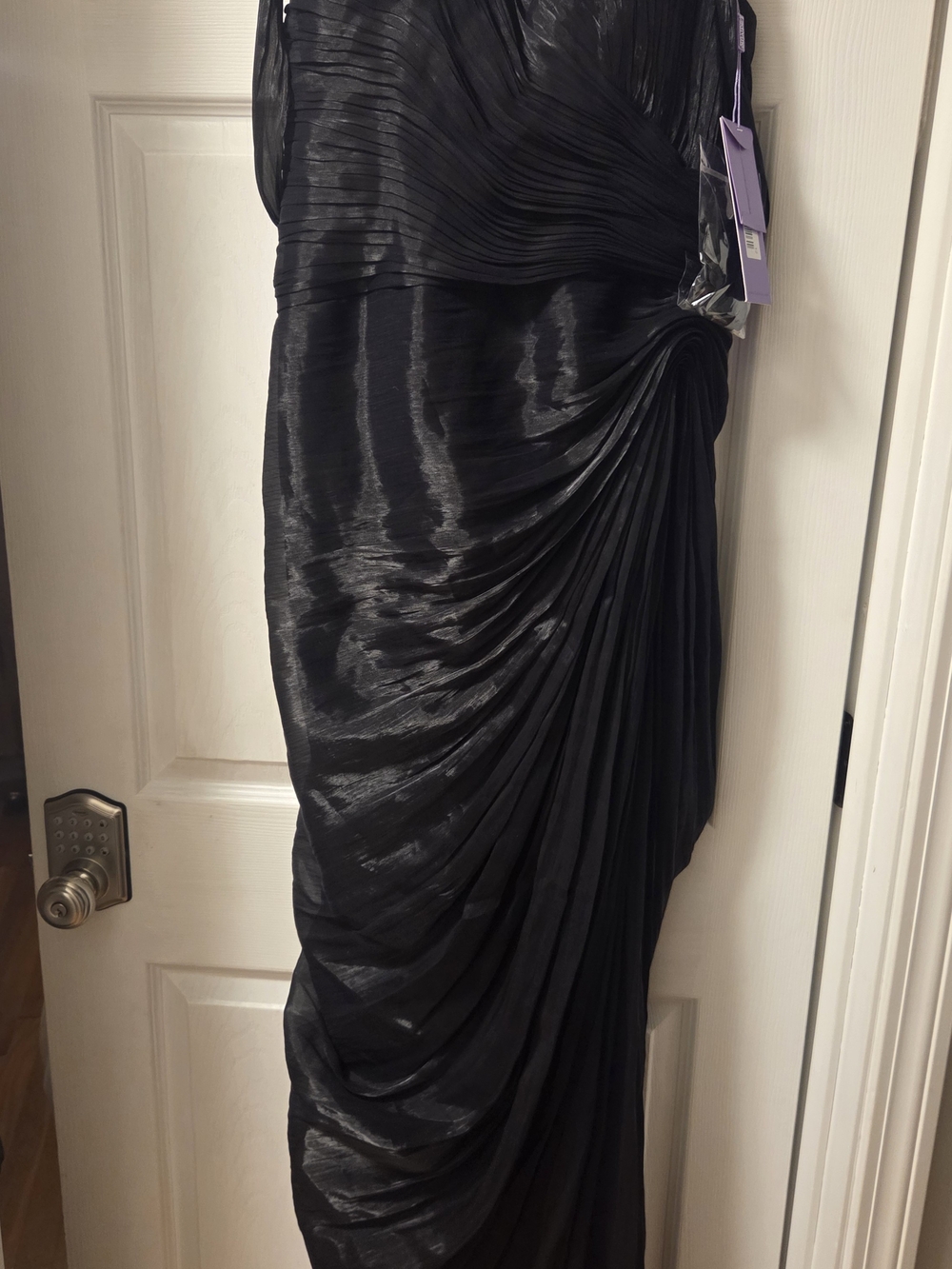 Ladivine CD417 - Sweetheart Neck Chiffon Pleated Gown SIZE 12 NWT